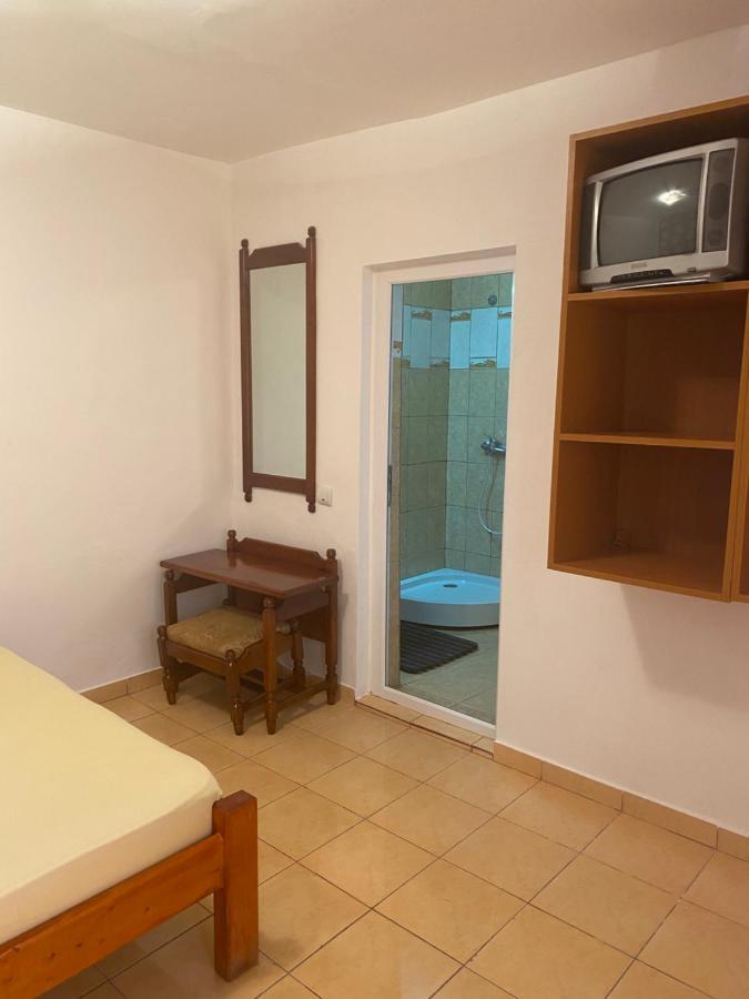 Vila Gino Hotel Costinesti Luaran gambar
